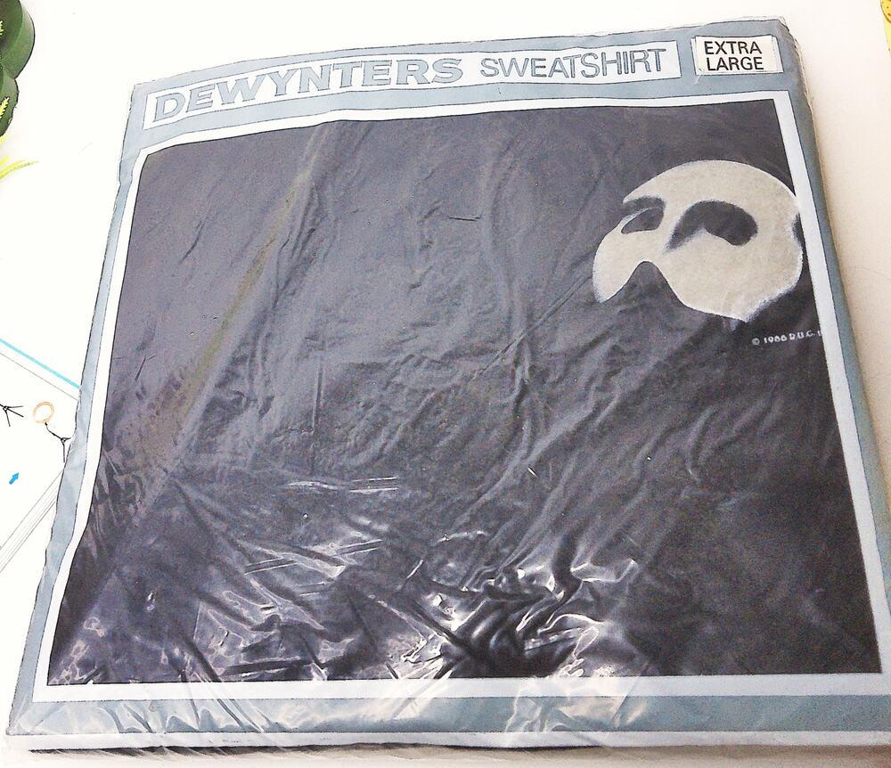 Vintage 1986 Dewynters Phantom of the Opera Sweatshirt Glow in Dark XL New